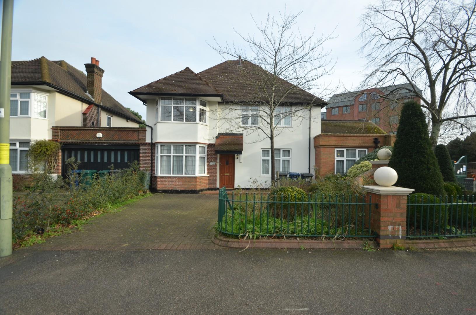 The Ridgeway, Mill Hill